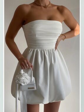 SHOWPO SHAIMA MINI STRAPLESS DRESS Size 4 Off White Color